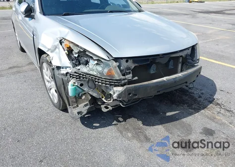 2010 Honda Accord 2.4 Ex-L z USA, uszkodzony, nr VIN 1HGCP2F89AA086374